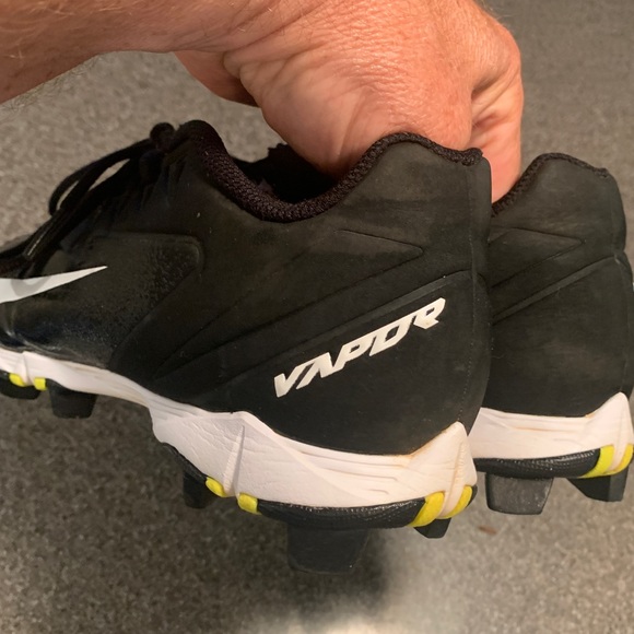 NIKE Vapor Football Cleats Size 8.5. - Picture 8 of 11